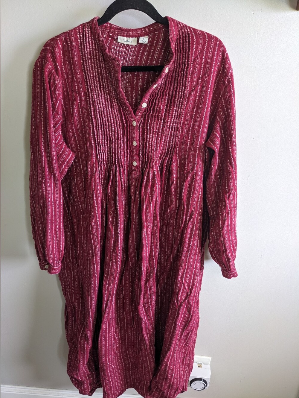 LL Bean Dobby Nightgown Dress Size L Maroon Pintuck Flannel Prairie Grandmacore